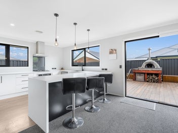 Space for the Boat, Caravan and More!