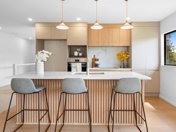 Elegant North-Facing Home with Modern Comforts