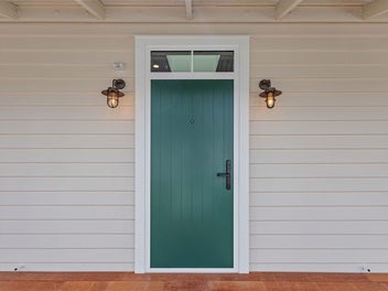 Vintage Beauty, Contemporary Living