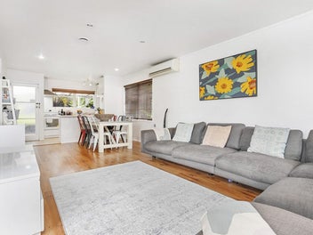 Perfect Starter/Investment - Subdivision Potential