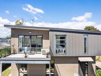 Bright, Modern & Secure Papatoetoe Starter