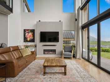 Elevated elegance on Orford Drive