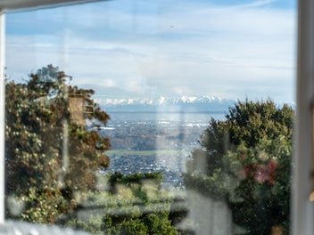 The Cashmere Dream Awaits