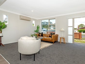 MOVE IN FOR CHRISTMAS!