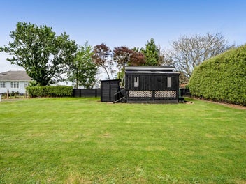 880m2 Section with a Bach