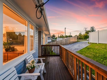 The Bays called. It Has a Spot For You