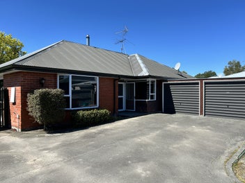 Prime Allenton Townhouse