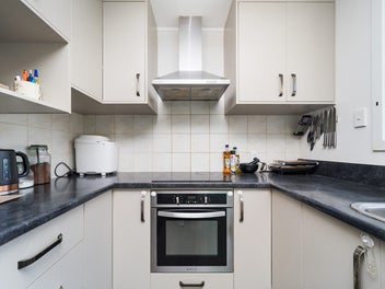 Renovated, easy-care living in Park West