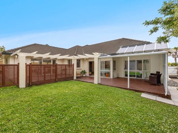 Where Family Comfort Meets Christmas Cheer