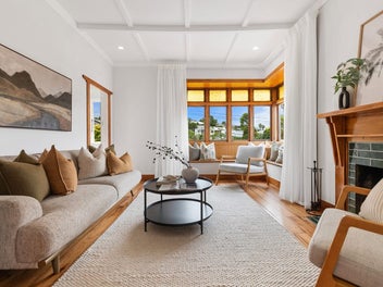 Bungalow Bliss Below the Hill