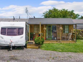 Section with extra's!