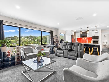 Near New with the view!