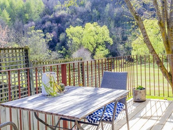 Riverside tranquility meets Arrowtown lifestyle