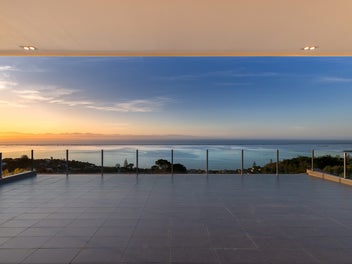 Coastal Elevation with Unrivalled Views