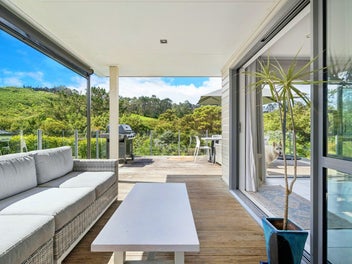 Easy family living in a beautiful setting