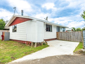 Comfortable family living on a quiet cul-de-sac