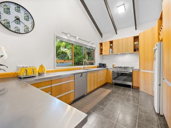 Birdsong, Bubbles and Bliss