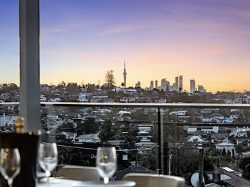 FIND: A STATEMENT OF SCALE AND STYLE.