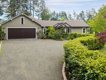 English elegance meets modern living