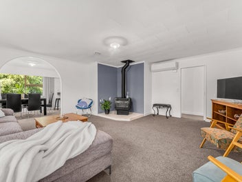 Big Section, Big Shed, Big Opportunity!