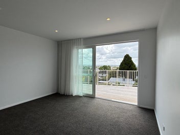 Image 1 of 28