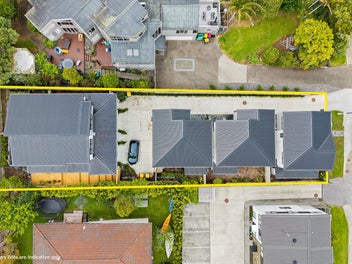 MORTGAGEE AUCTIONS - FIVE TOWNHOUSES