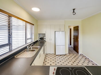 Seriously for sale, make your move