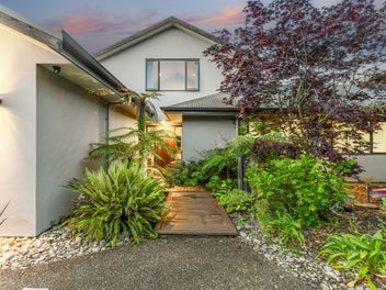 Large 5 Bedroom Family Home Entertainers Delight