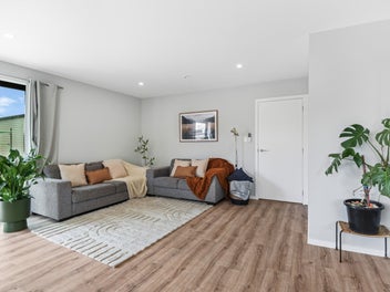 Modern, low-maintenance living