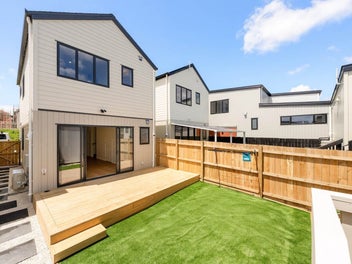 Dual-Key Home with Master Build Guarantee