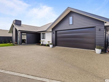 Private, peaceful home in prime location