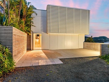 A Coastal Statement of Design and Light