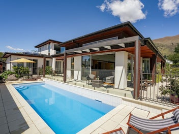 Built to Last, Make Wanaka Memories