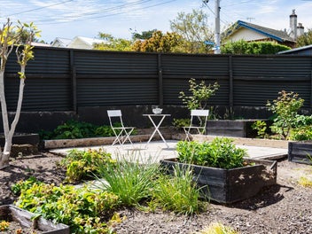 Sunny Opoho home – bright, stylish and neat