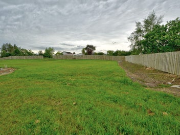 A sneaky little section and a big chance to buy!