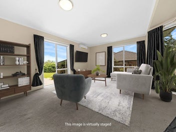 Spacious Family Living in Hill School Zone