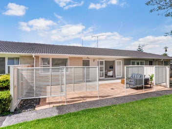 The Paint's Dry - Now You Decide