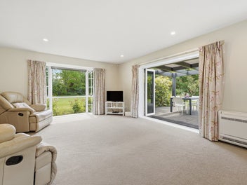 A blooming good home!