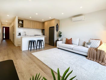 Easy Living in the Heart of Waiata Shores