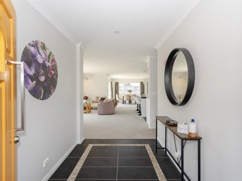 AUCTION, AUCTION, AUCTION