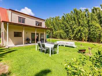 Coastal Cutie With Room To Grow