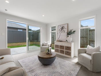 Brand New In Kennedy Ridge