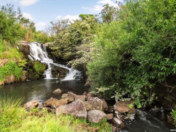 THE ULTIMATE FAMILY LIFESTYLE! – MULTIPLE LIVING