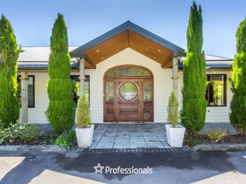 A Lifestyle Masterpiece on Colletts Road