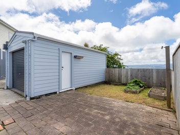 Freehold First Home With Views