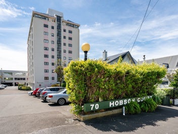 CITY PAD FOR FIRST-TIME BUYERS