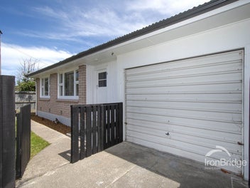 Beachside Lock-N-Leave