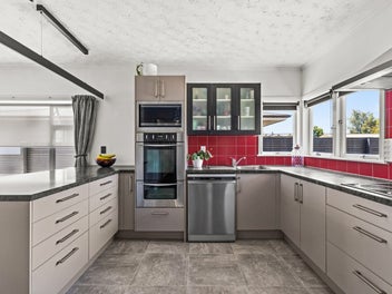 Stylish, Spacious and Packed with Extras