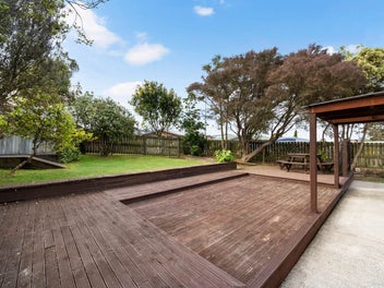 Location & Convenience — Move in Before Christmas!