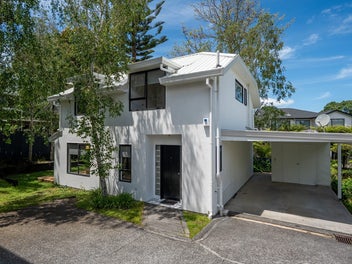 Affordable Entry, Westlake - Sunny & Move-In Ready